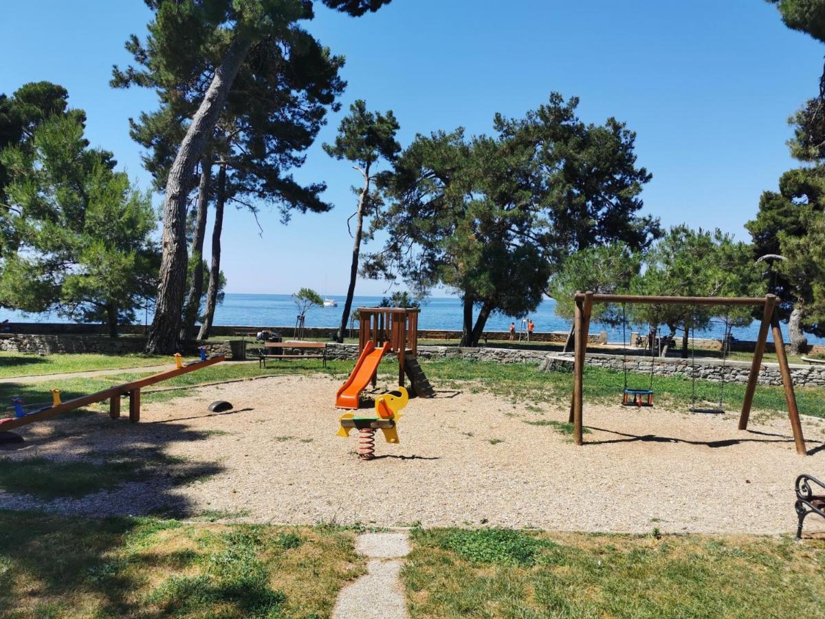 Lara Deluxe Superior 5 Star Apartment, Your Piece Of Heaven By The Sea & Park Novigrad Istria Exterior foto
