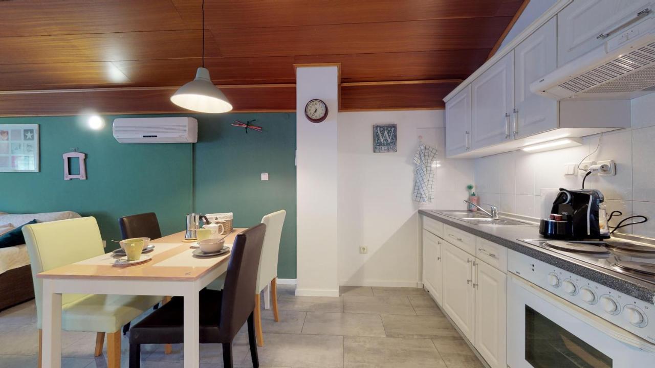 Lara Deluxe Superior 5 Star Apartment, Your Piece Of Heaven By The Sea & Park Novigrad Istria Exterior foto
