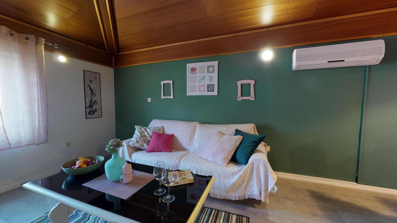 Lara Deluxe Superior 5 Star Apartment, Your Piece Of Heaven By The Sea & Park Novigrad Istria Exterior foto